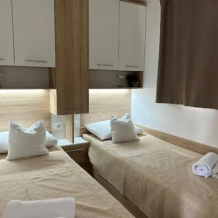 مكان تخييم Oremore - Premium Mobile - Oaza Mira Camping, دراغ